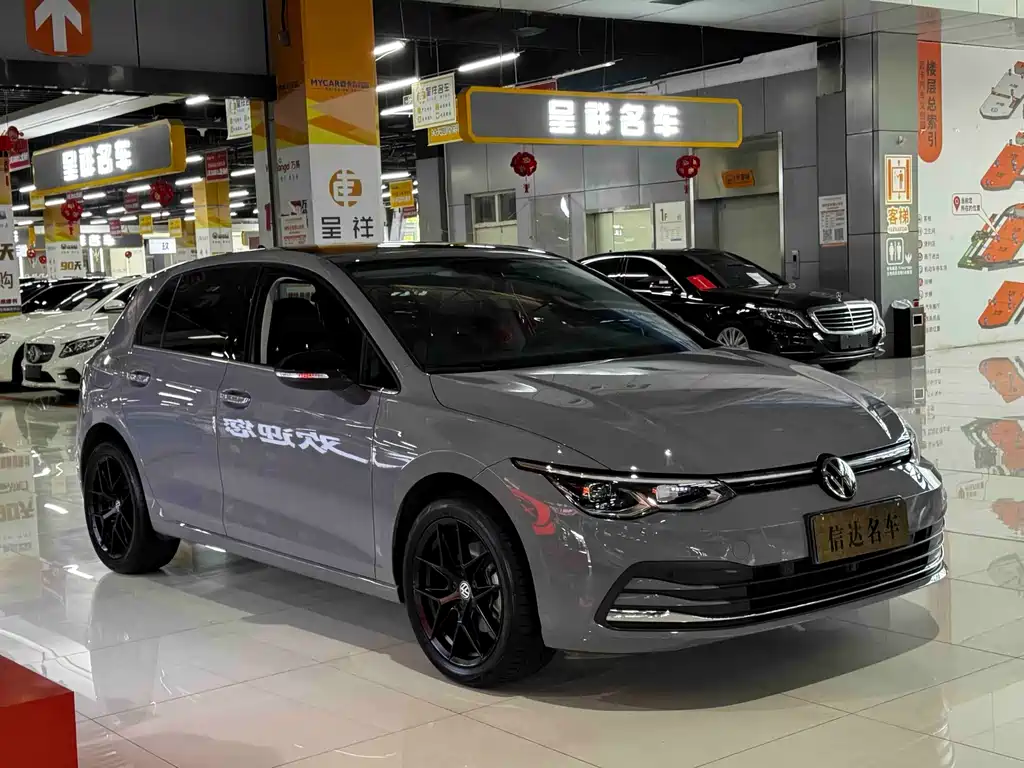 Volkswagen Golf 2024