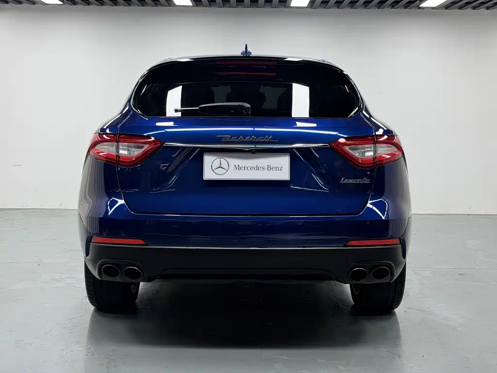 Maserati Levante 2017 — фото 18