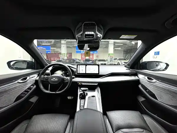 Geely Xingrui 2023