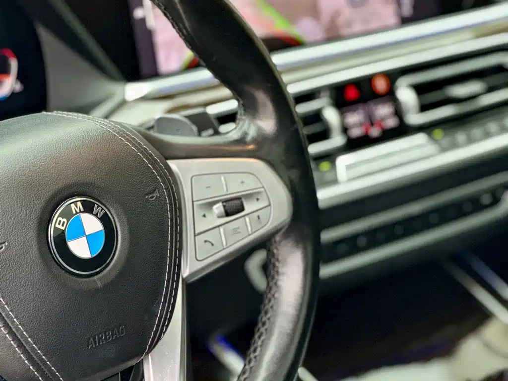 BMW X7 2019 — фото 30