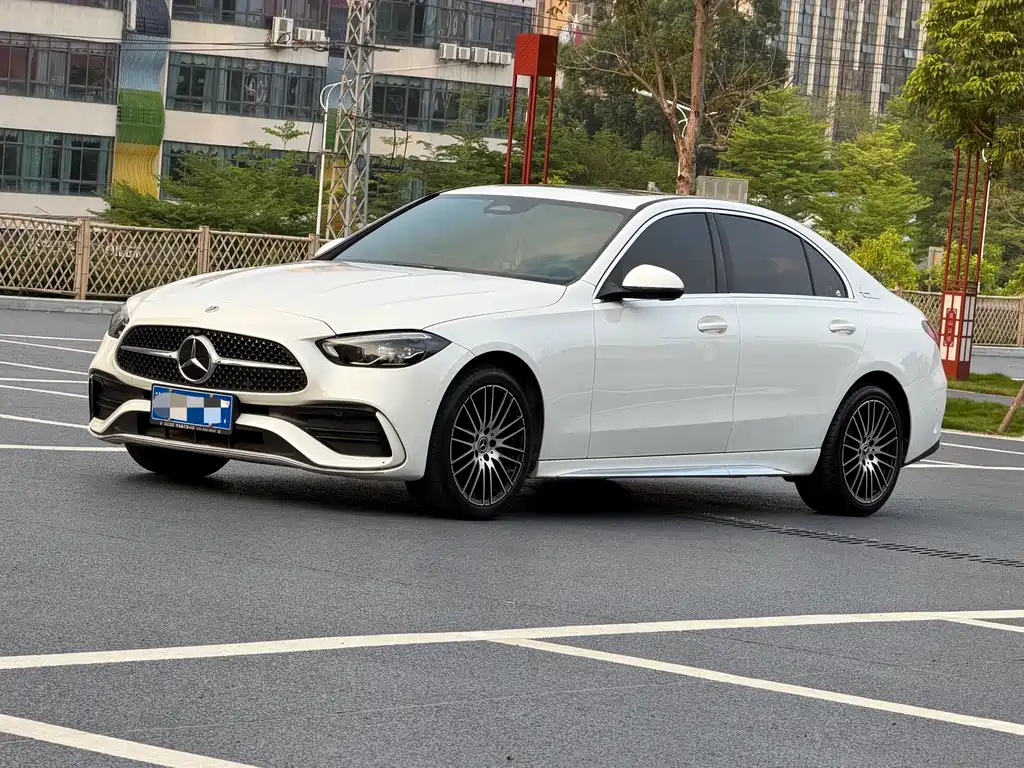 Mercedes-Benz C-Class 2022 — фото 1