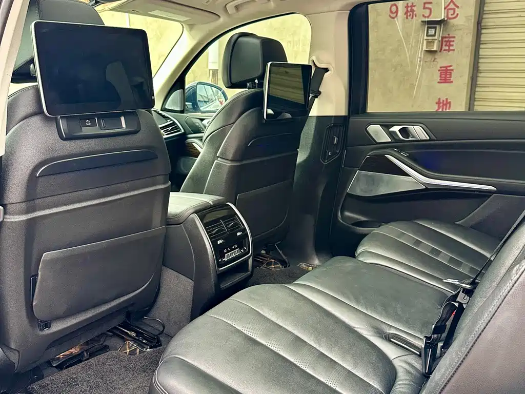 BMW X7 2019 — фото 9
