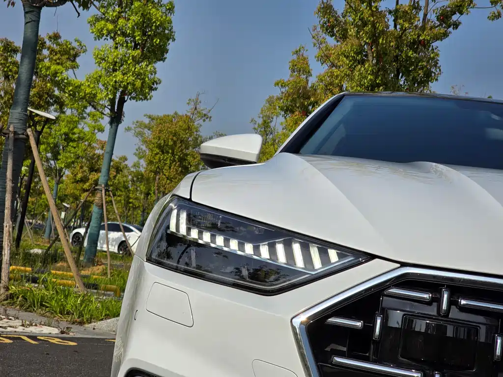 Audi A7L 2024 — фото 24