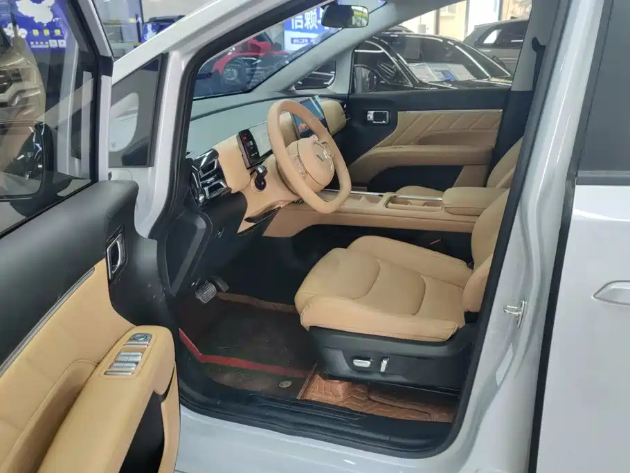 Wuling Starlight 730 New Energy 2025 — фото 9