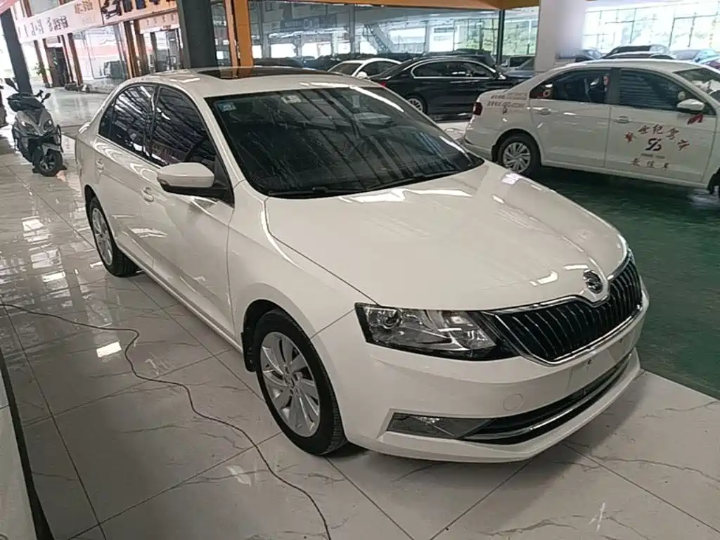 Skoda Rapid 2020 — фото 4