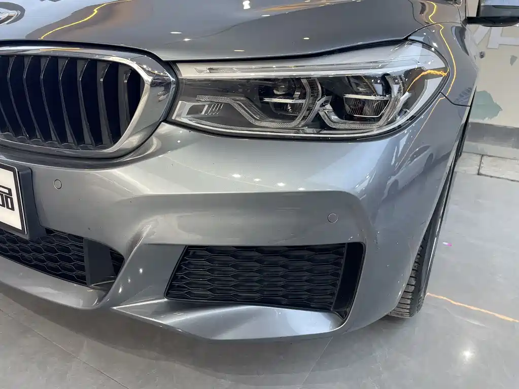 BMW 6 Series GT 2019 — фото 17