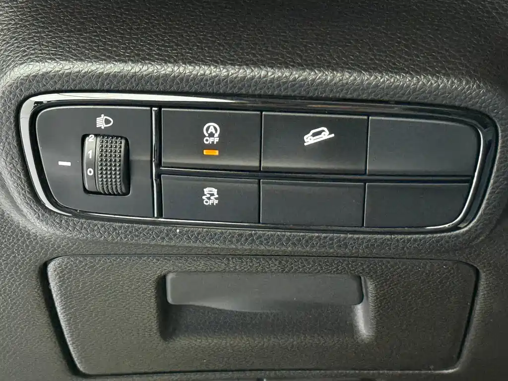 GAC Motor Trumpchi M6 2022 — фото 19