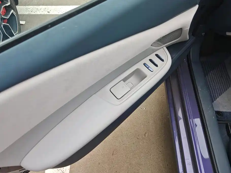 Nissan Teana 2025