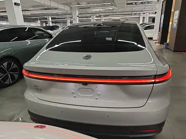 NIO ET7 2024