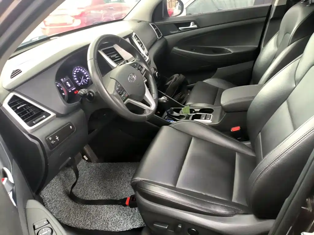 Hyundai Tucson 2018 — фото 15