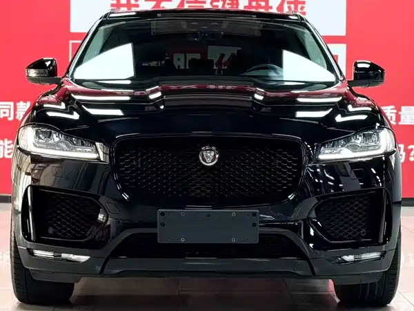 Jaguar F-PACE 2021