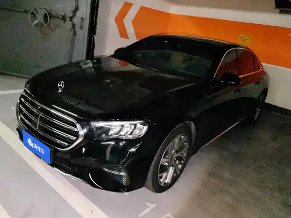 Mercedes-Benz E-Class 2024