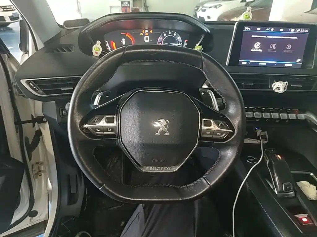 Peugeot 4008 2017 — фото 11