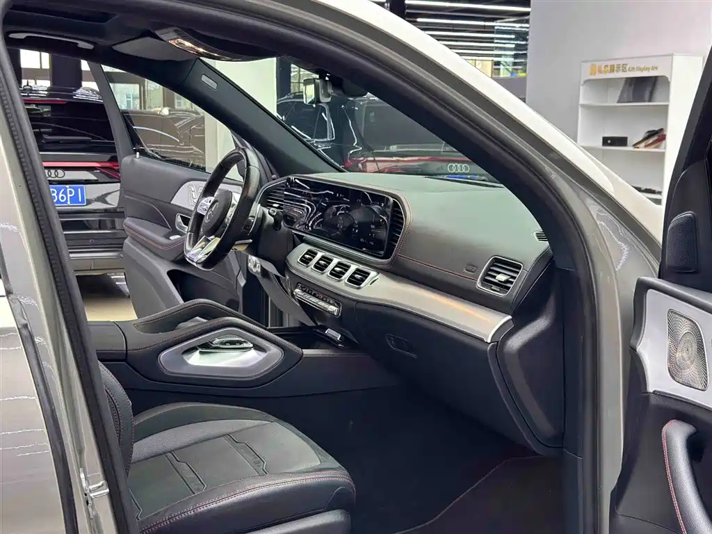 Mercedes-Benz GLE AMG 2023 — фото 8