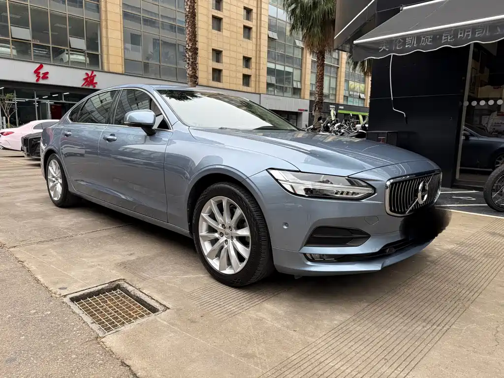 Volvo S90 2018 — фото 7