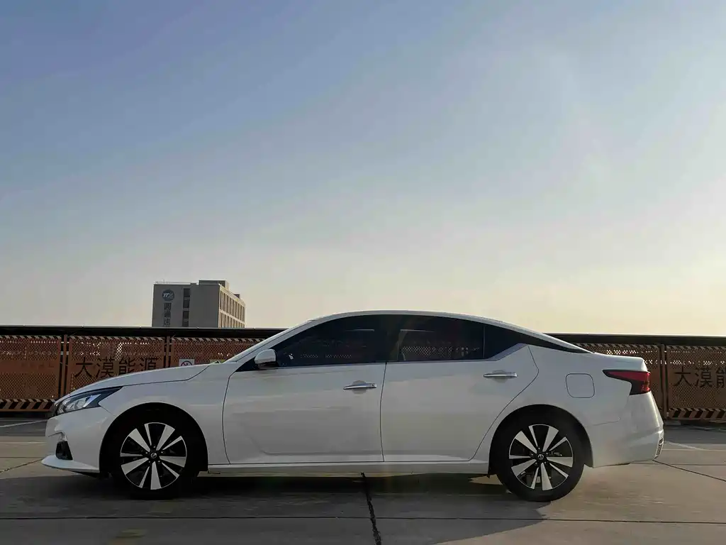 Nissan Teana 2020 — фото 11