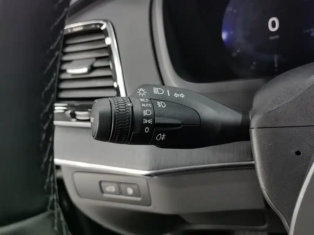Volvo XC90 PHEV 2024 — фото 21