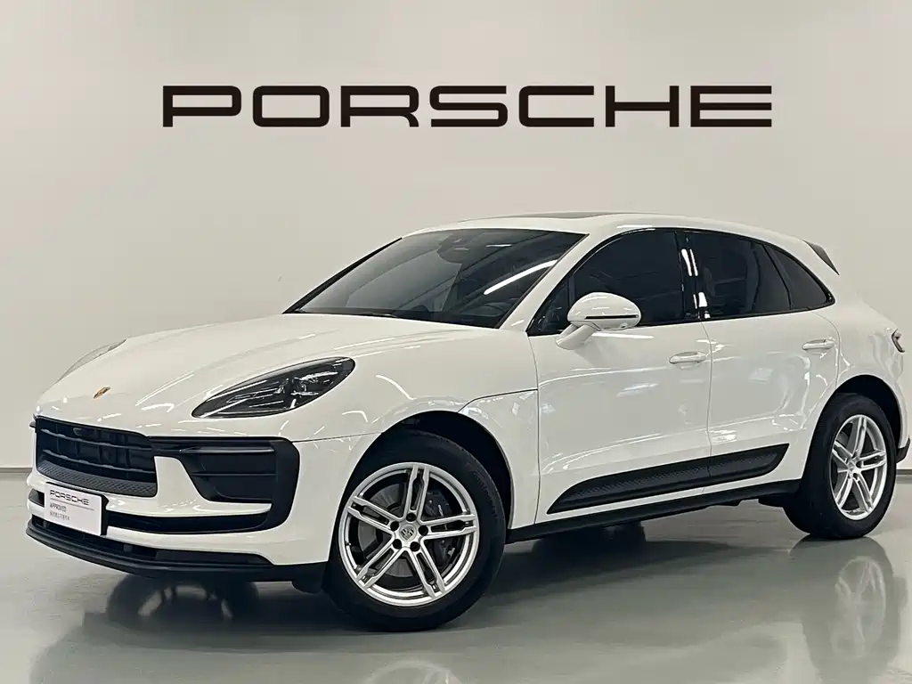 Porsche Macan 2024 — фото 1