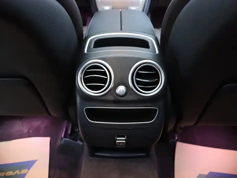 Mercedes-Benz GLC 2020 — фото 21