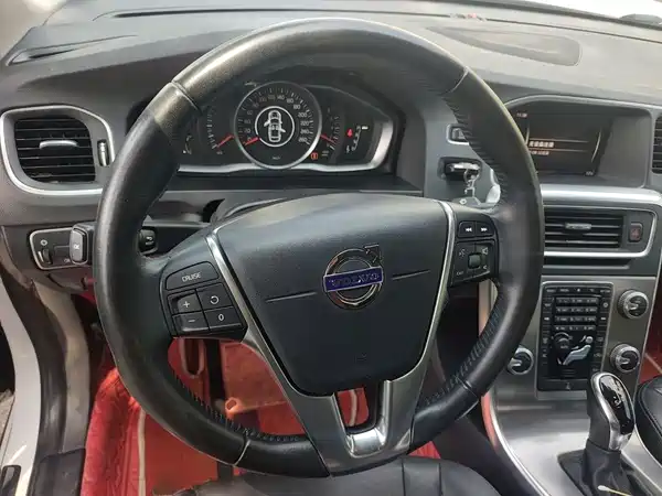 Volvo S60 2017