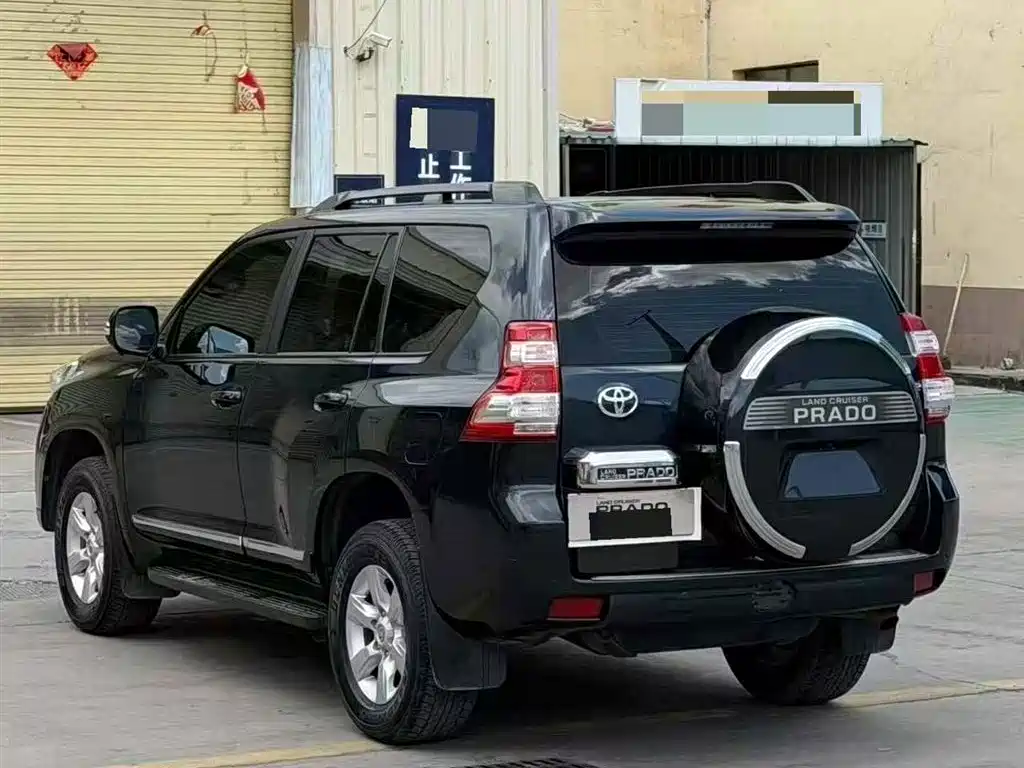 Toyota Prado 2016 — фото 4