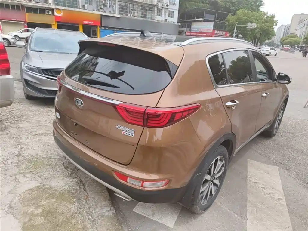 Kia KX5 2017 — фото 7