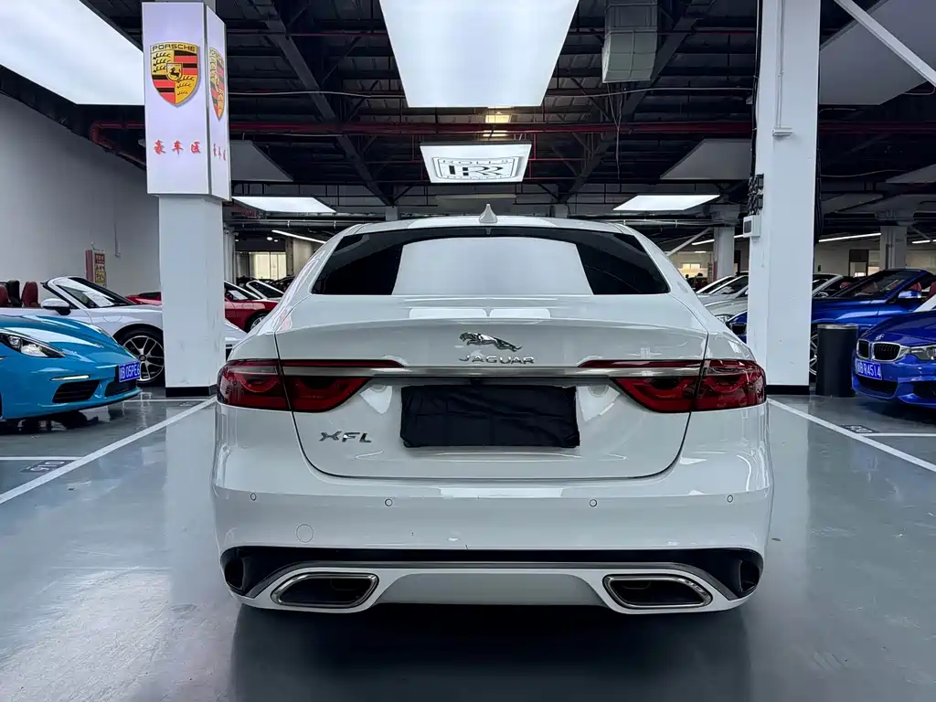 Jaguar XFL 2023 — фото 19