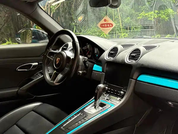 Porsche 718 2020