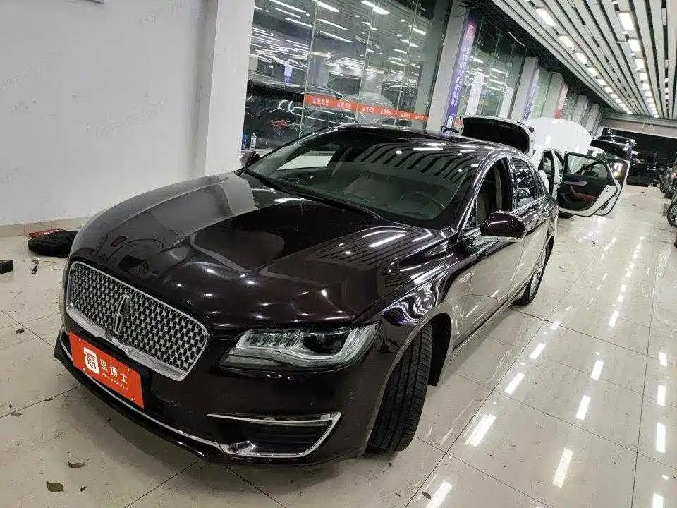 Lincoln MKZ 2018