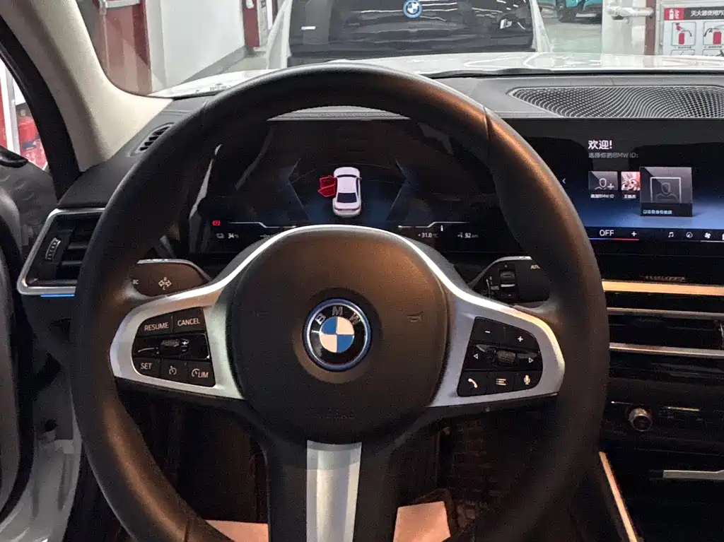 BMW i3 2024 — фото 10