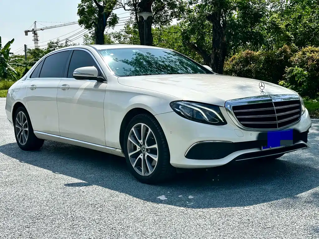 Mercedes-Benz E-Class 2019 — фото 3