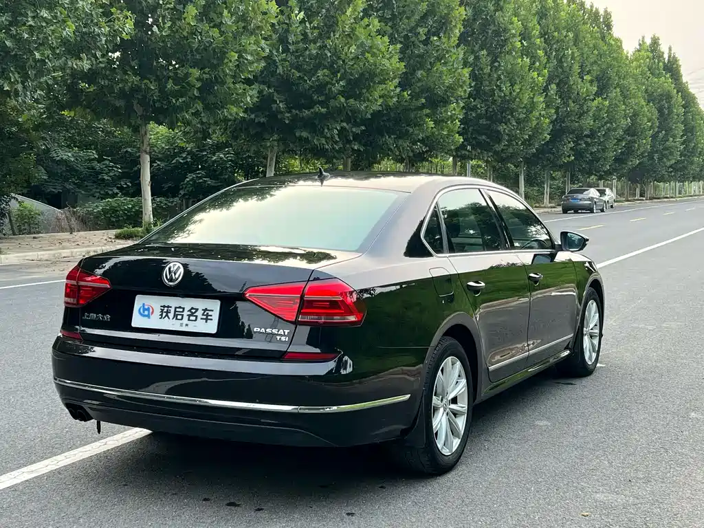 Volkswagen Passat 2016 — фото 9