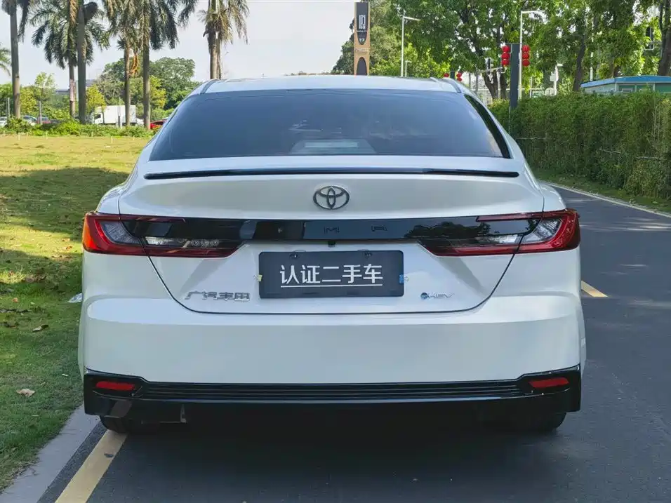 Toyota Camry 2026 — фото 6