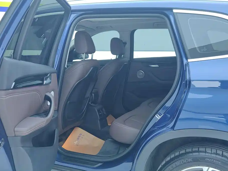 BMW X1 2022 — фото 11