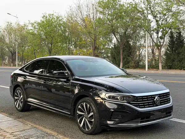 Volkswagen Passat 2021