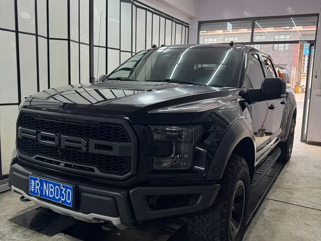 Ford F-150 Raptor 2018