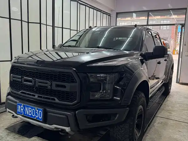 Ford F-150 Raptor 2018