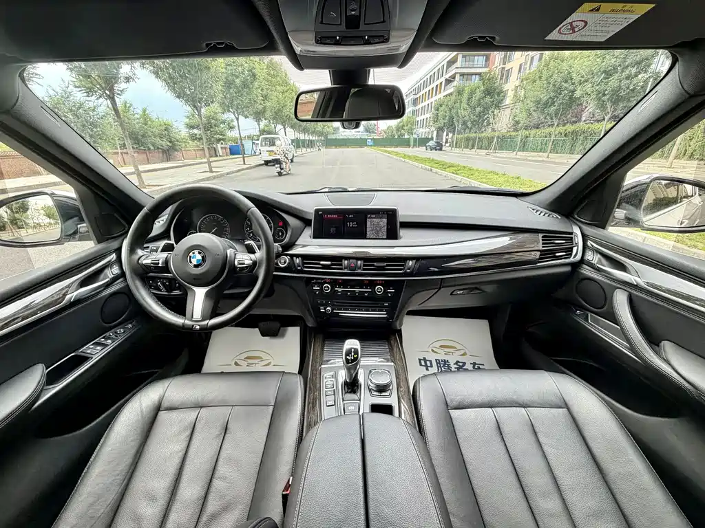 BMW X5 2018 — фото 14