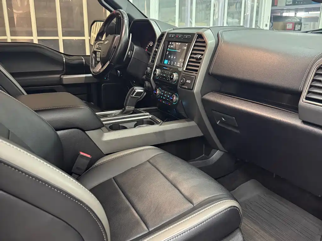 Ford F-150 Raptor 2018 — фото 9