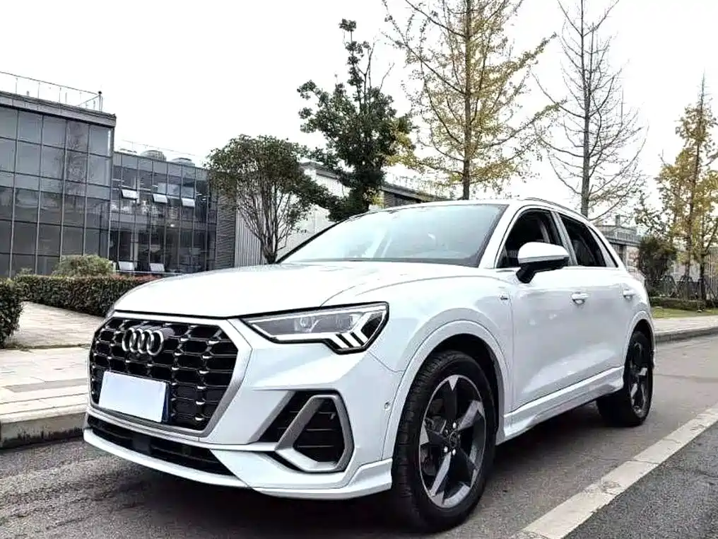 Audi Q3 2023