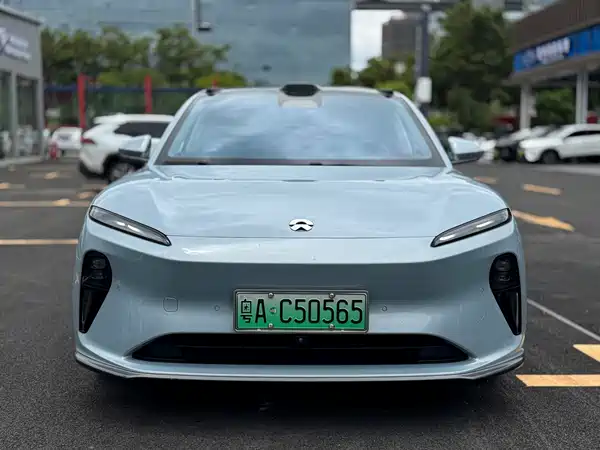 NIO ET5 2022