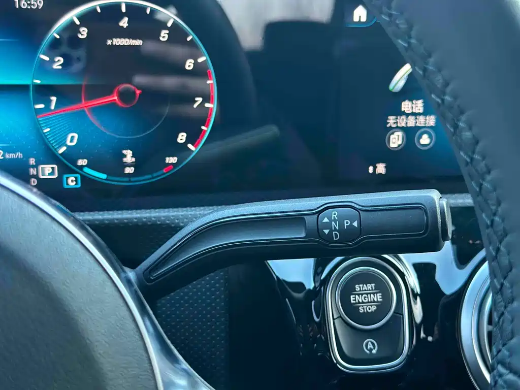 Mercedes-Benz A-Class 2022 — фото 18