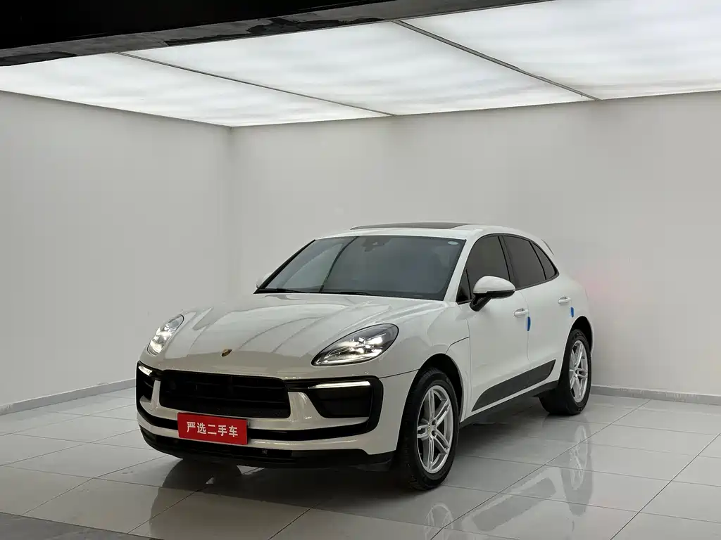 Porsche Macan 2023 — фото 1