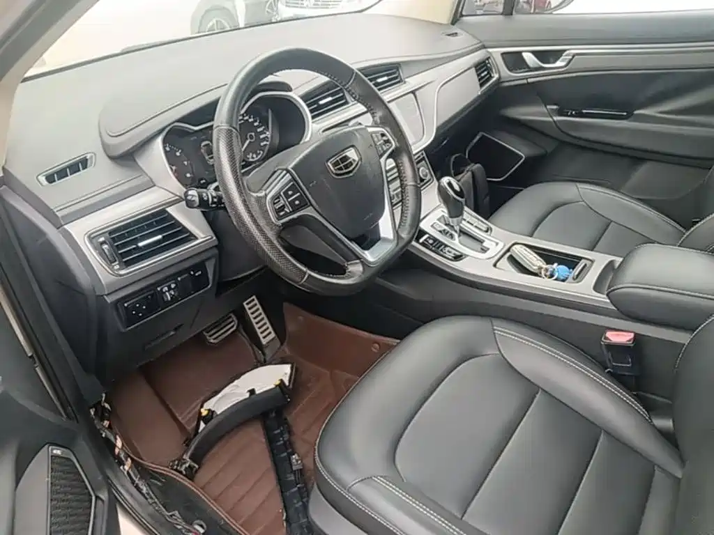 Geely Emgrand GS 2018 — фото 15
