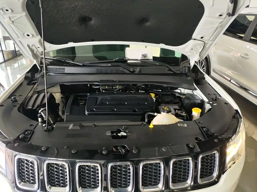 Jeep Compass 2019 — фото 20