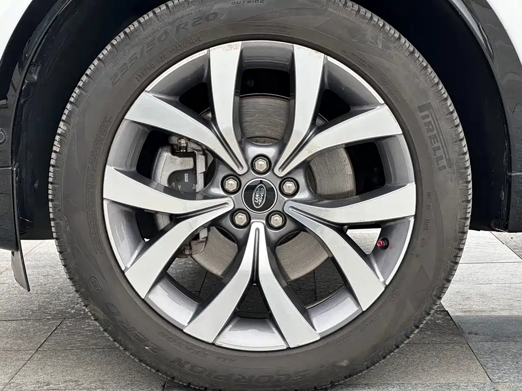Land Rover Discovery Sport 2024 — фото 30