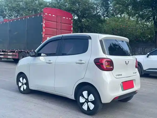 Wuling Hongguang MINIEV 2025