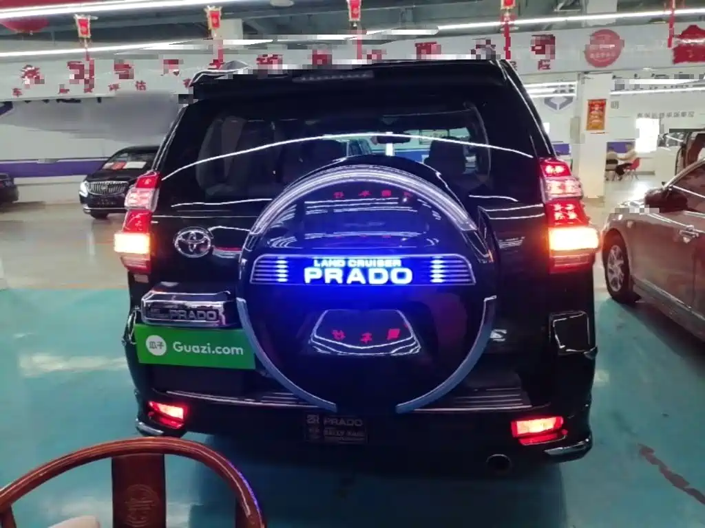 Toyota Prado 2015 — фото 6