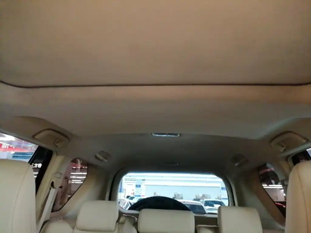 Toyota Prado 2015 — фото 18