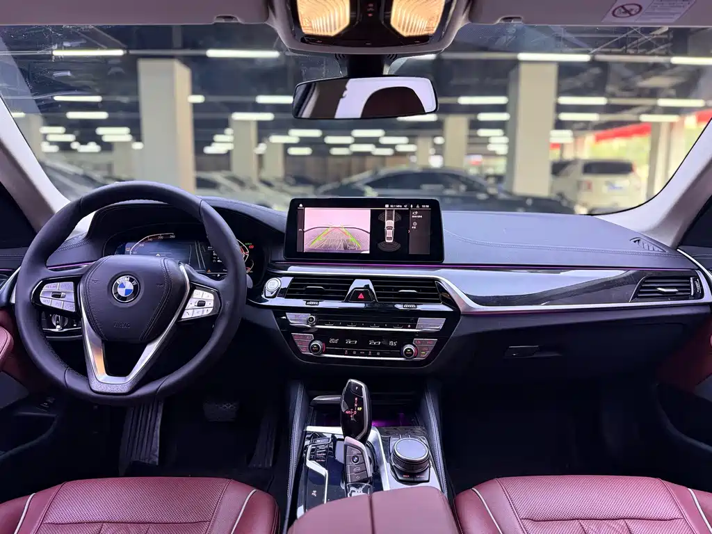 BMW 5 Series 2023